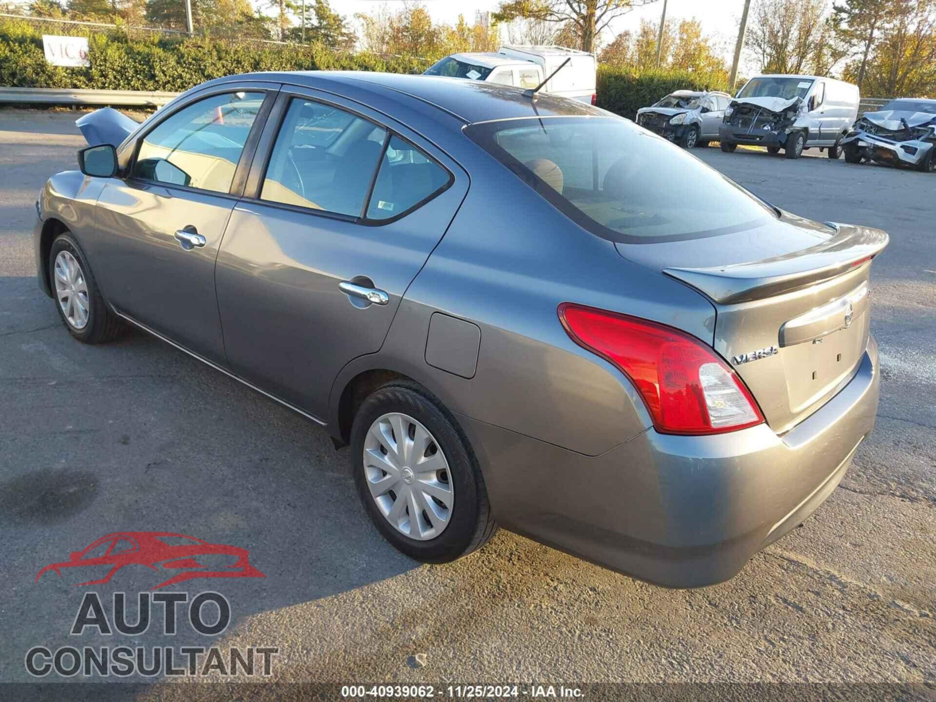 NISSAN VERSA 2017 - 3N1CN7AP1HL848618