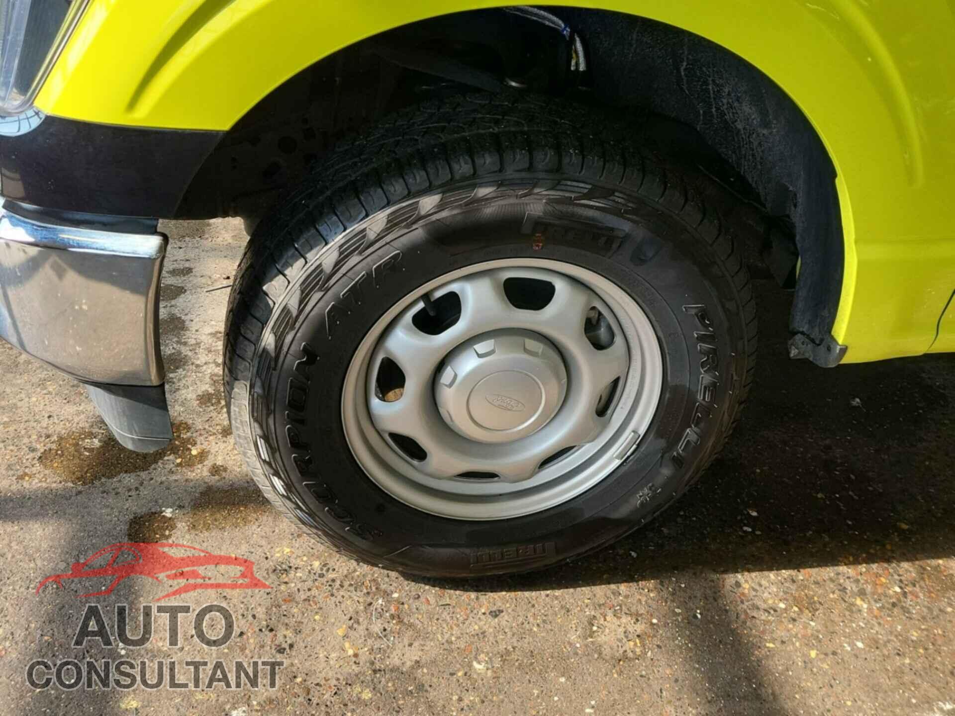 FORD F150 2022 - 1FTMF1EB2NKE01545