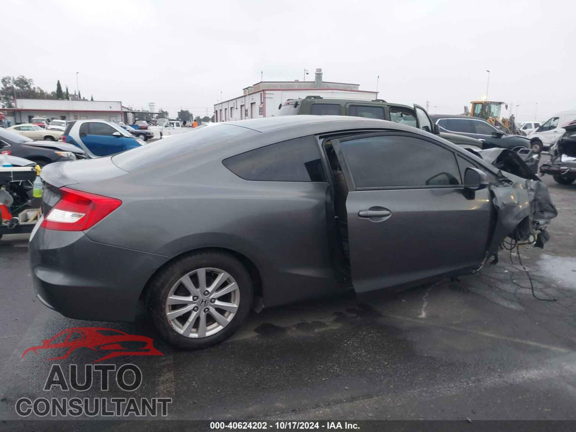 HONDA CIVIC 2012 - 2HGFG3B82CH517828