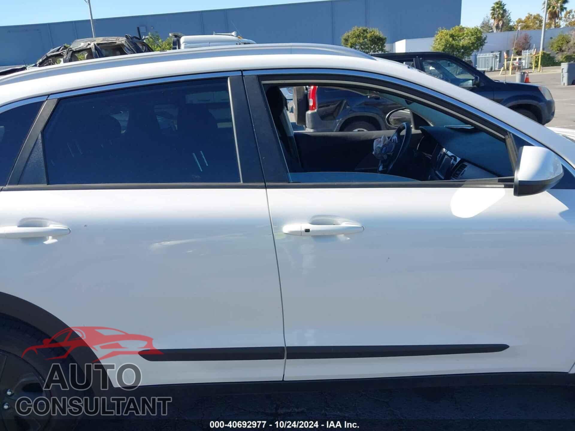 KIA NIRO 2018 - KNDCB3LC3J5156701