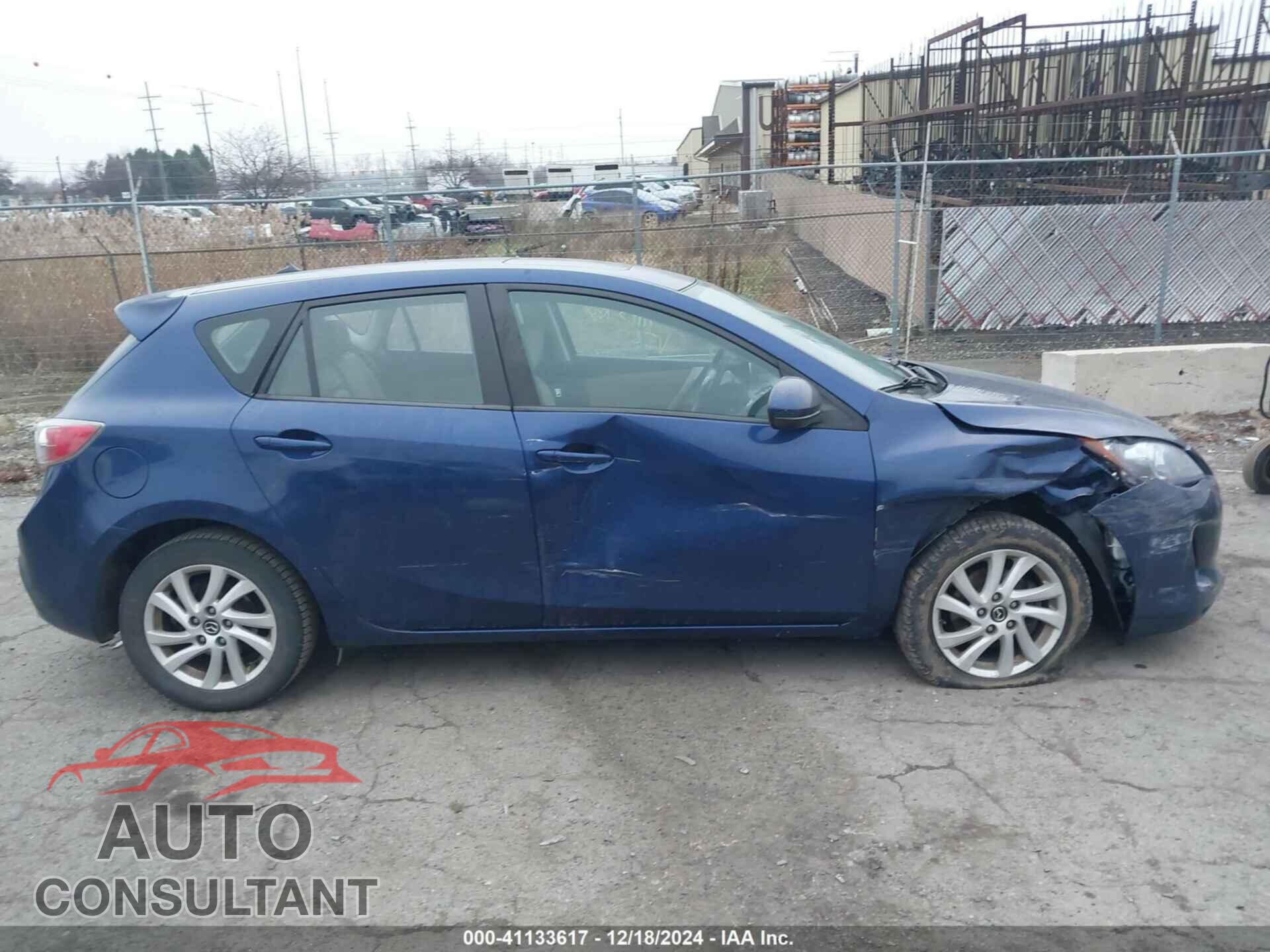 MAZDA MAZDA3 2013 - JM1BL1M76D1803926