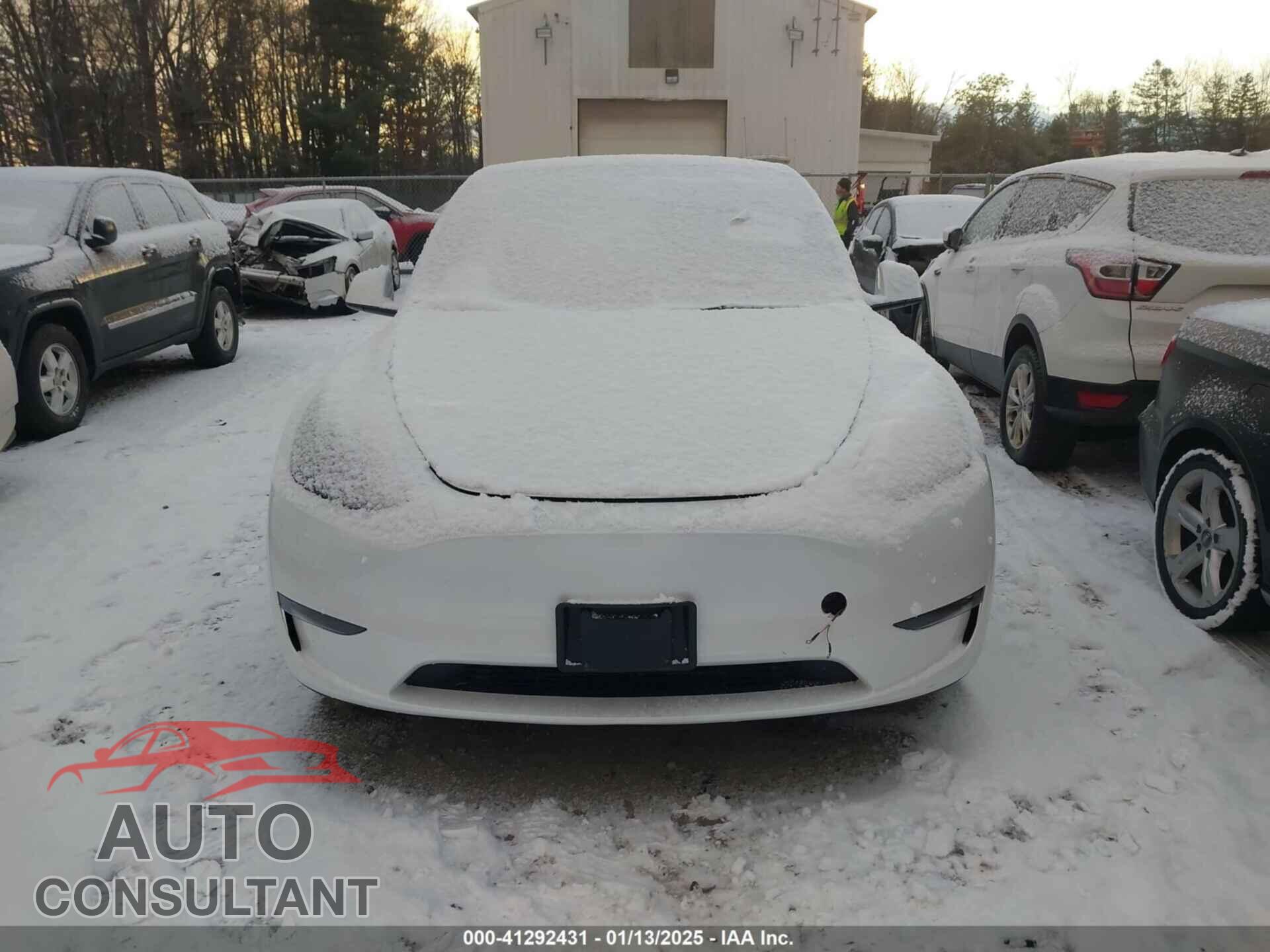 TESLA MODEL Y 2023 - 7SAYGAEE2PF927220