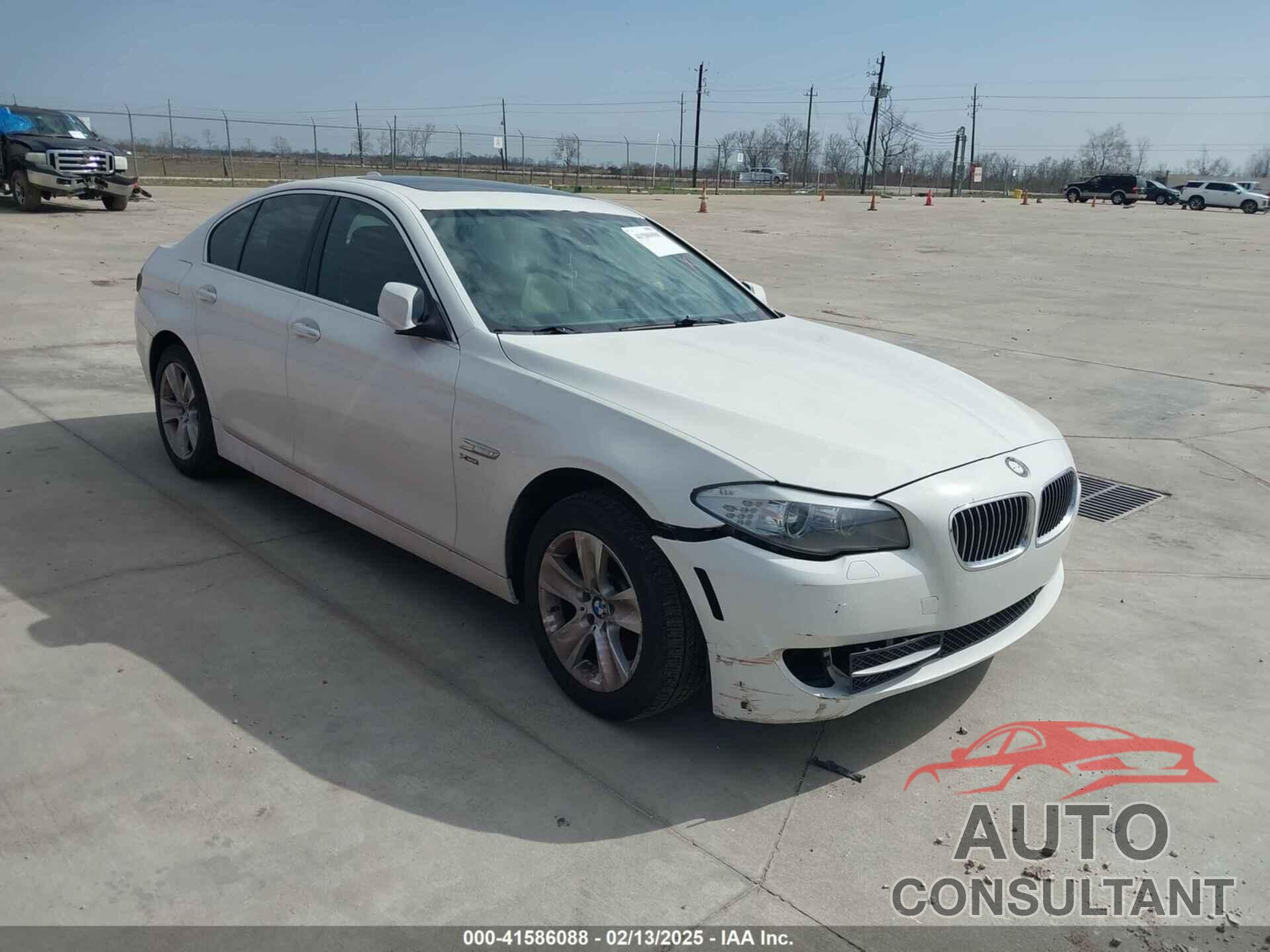 BMW 528I 2012 - WBAXH5C52CDWO5630