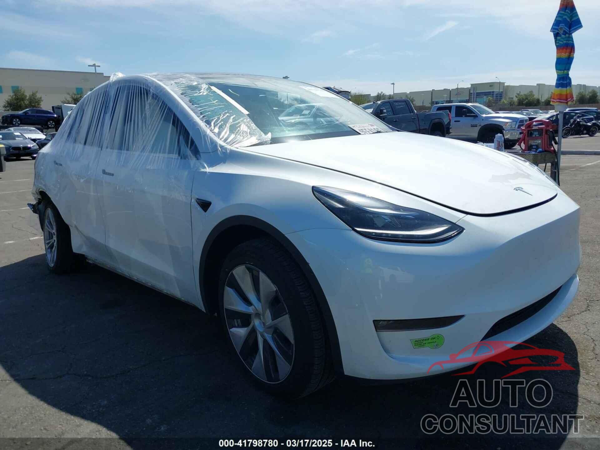 TESLA MODEL Y 2023 - 7SAYGDEE2PF632121