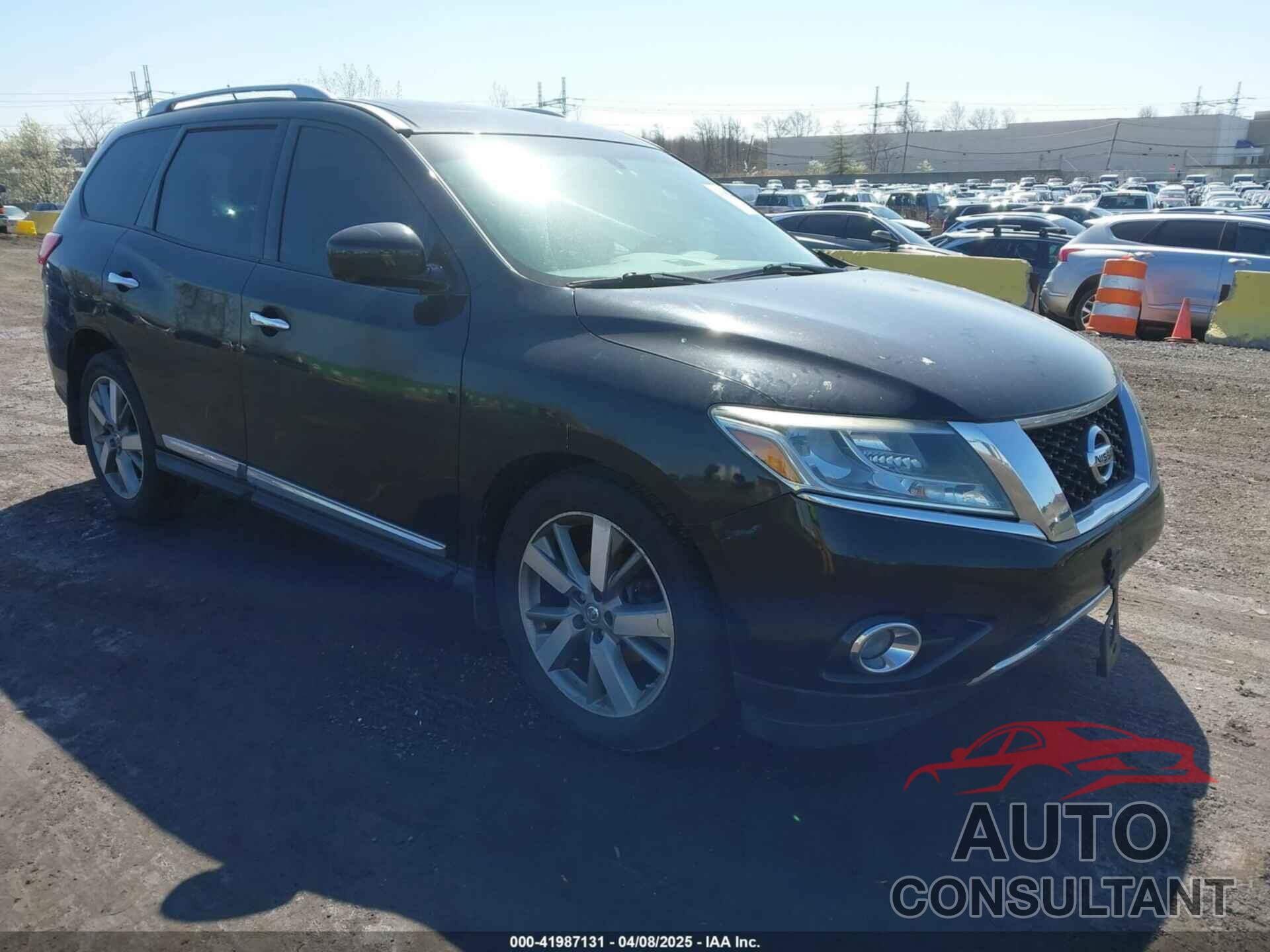 NISSAN PATHFINDER 2014 - 5N1AR2MM1EC644658