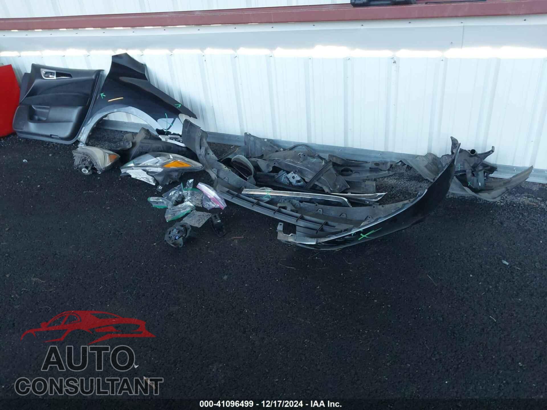 NISSAN PATHFINDER 2015 - 5N1AR2MM6FC672523