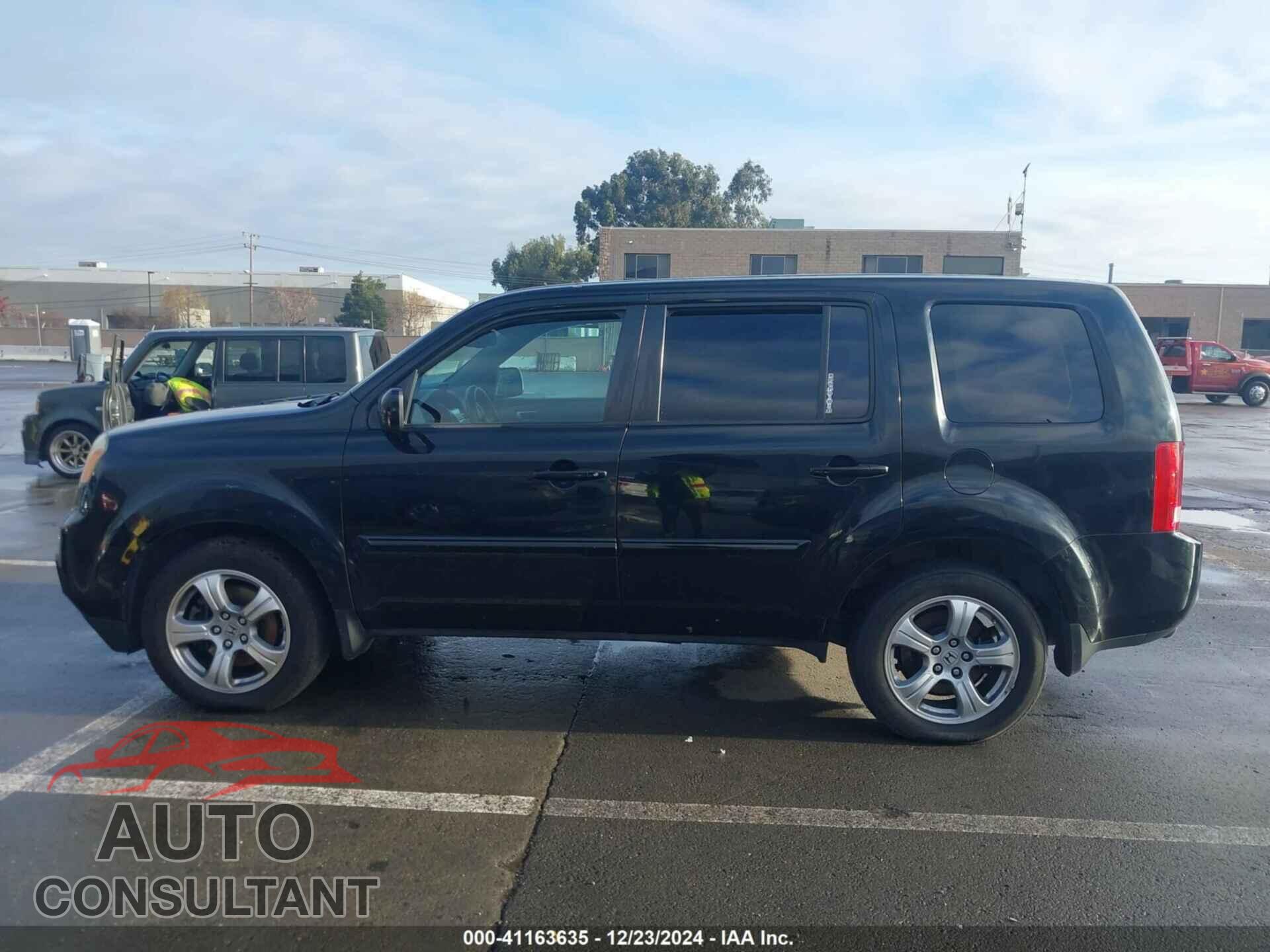 HONDA PILOT 2014 - 5FNYF3H52EB028233