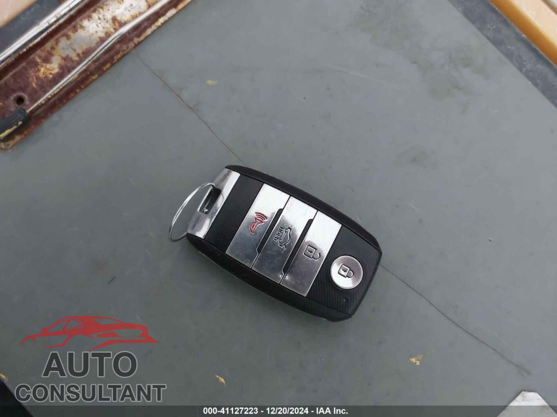 KIA OPTIMA HYBRID 2014 - KNAGN4AD7E5073933