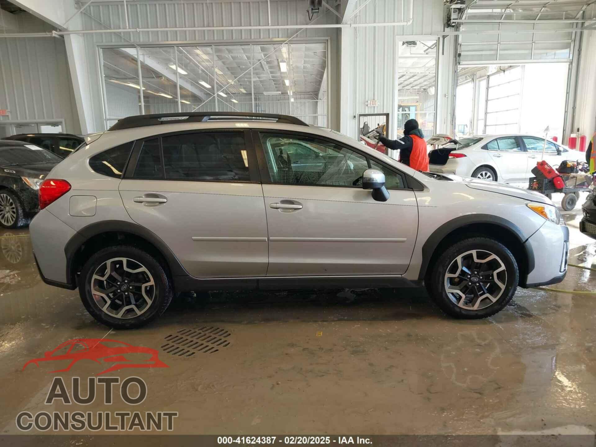 SUBARU CROSSTREK 2017 - JF2GPAKC2H8214669