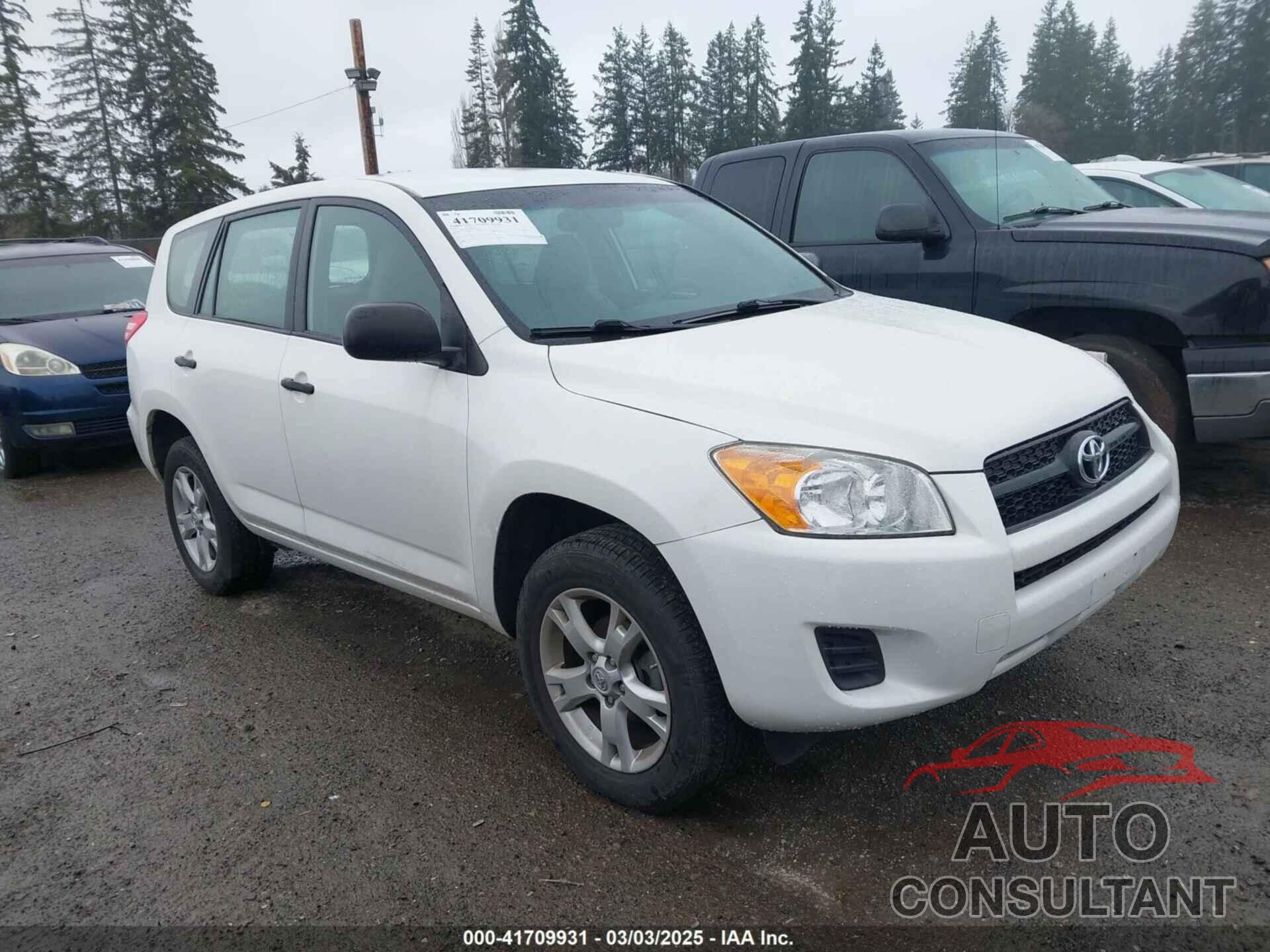 TOYOTA RAV4 2010 - JTMBF4DV4AD021805
