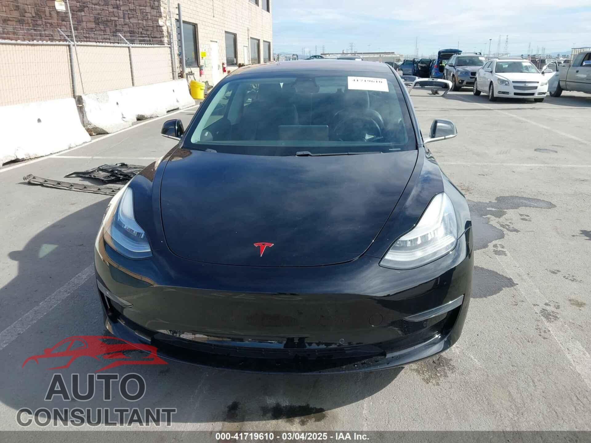 TESLA MODEL 3 2019 - 5YJ3E1EA2KF305834