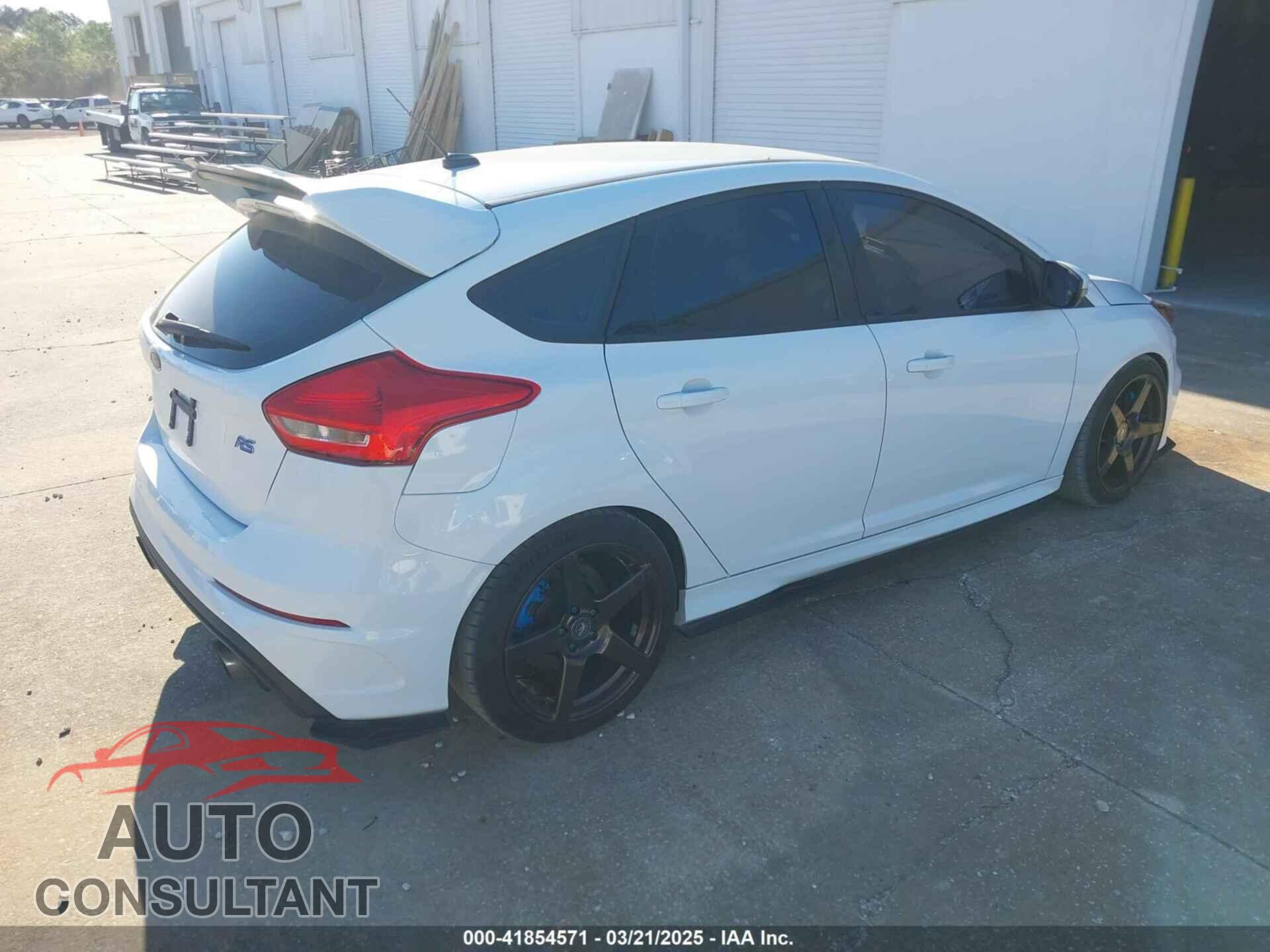 FORD FOCUS RS 2016 - WF0DP3TH8G4116983