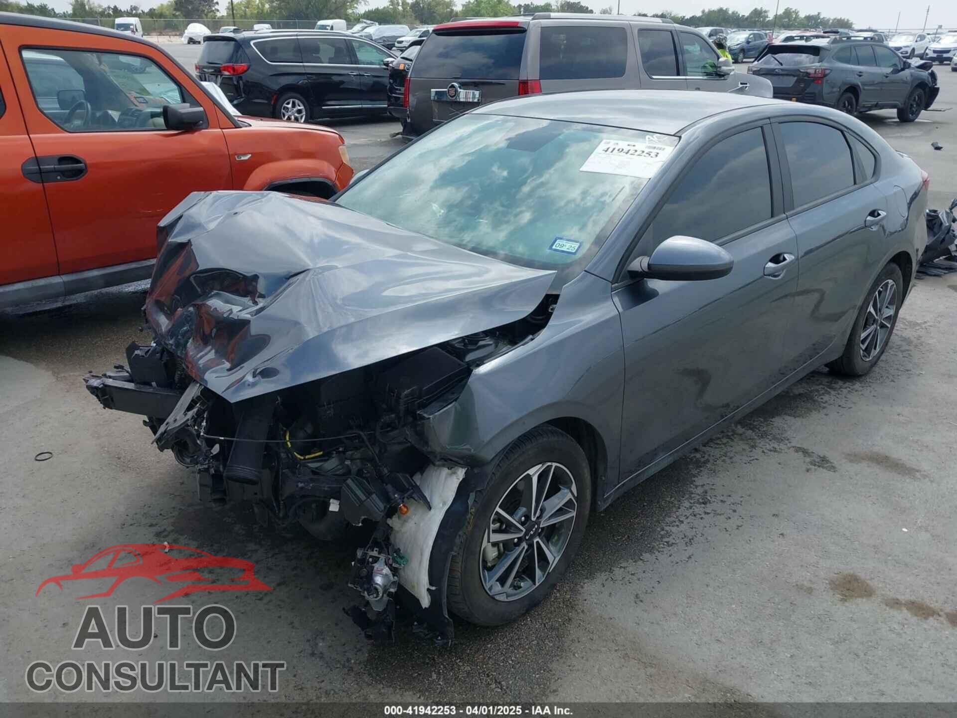 KIA FORTE 2023 - 3KPF24AD2PE682961