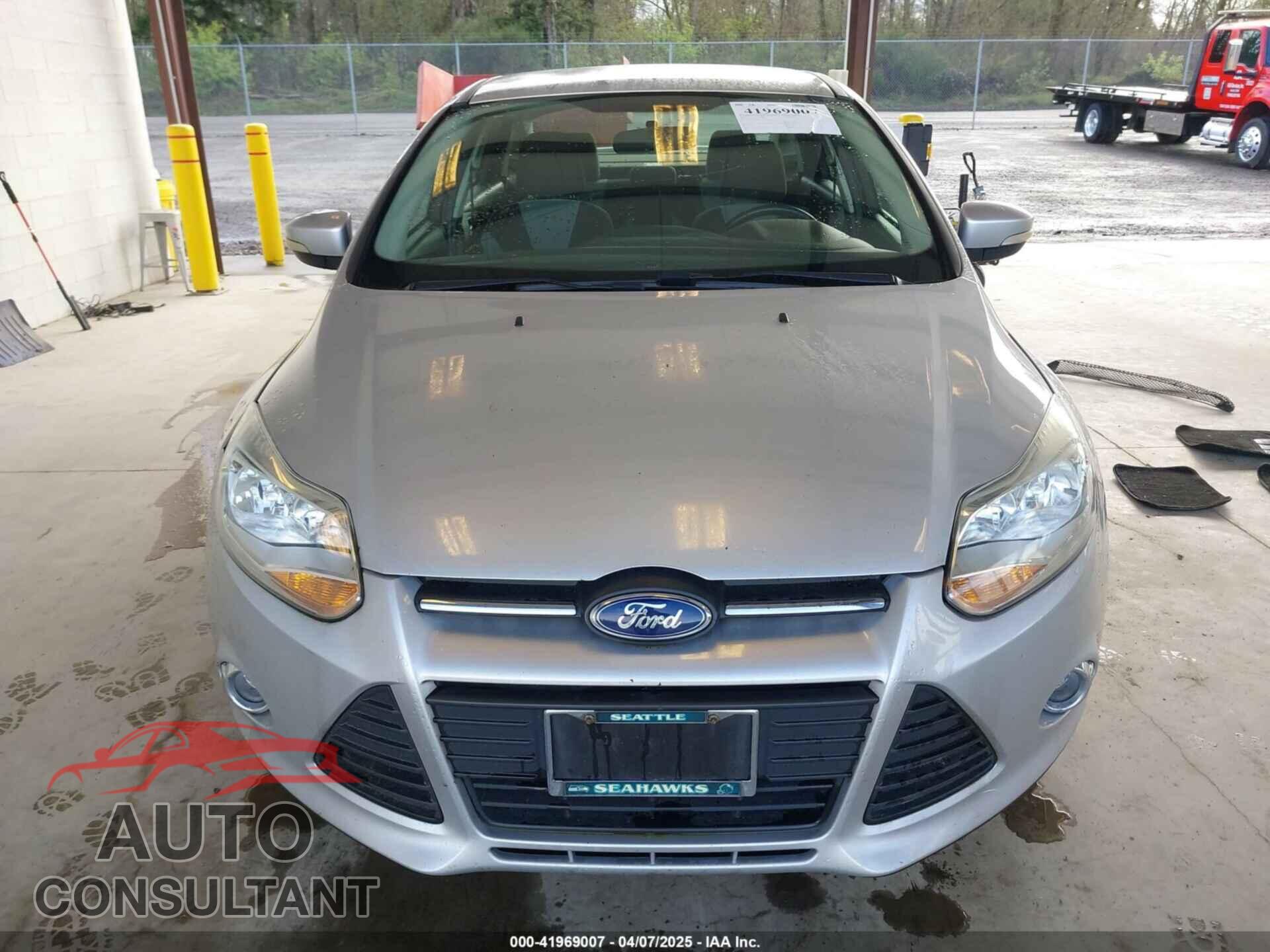 FORD FOCUS 2014 - 1FADP3F28EL433519