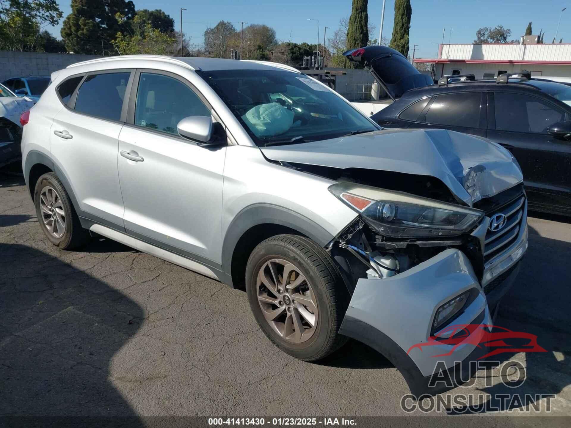 HYUNDAI TUCSON 2017 - KM8J33A41HU435835