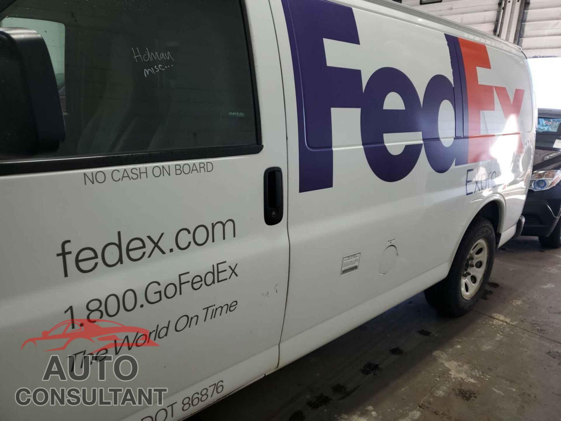CHEVROLET EXPRESS G1500 2013 - 1GCSHAF47D1173743