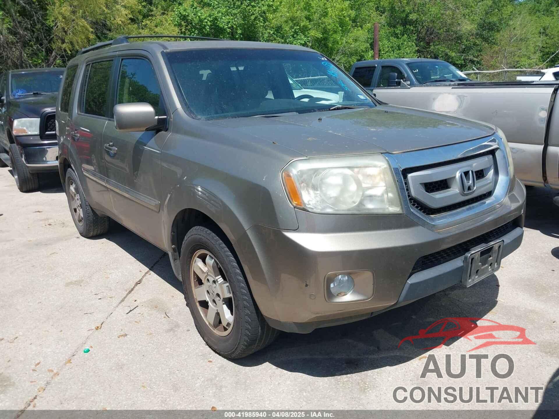 HONDA PILOT 2011 - 5FNYF4H94BB021952