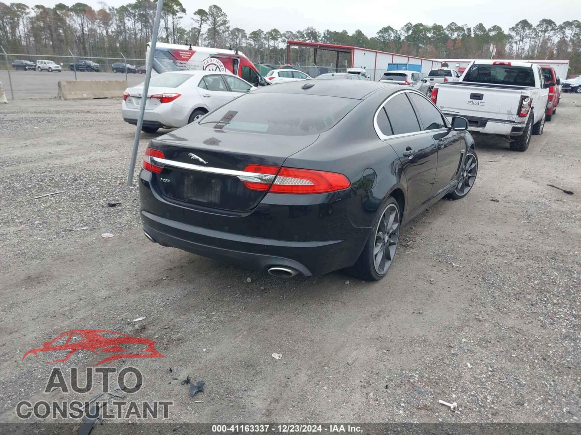 JAGUAR XF 2012 - SAJXA0HBXCLS26357