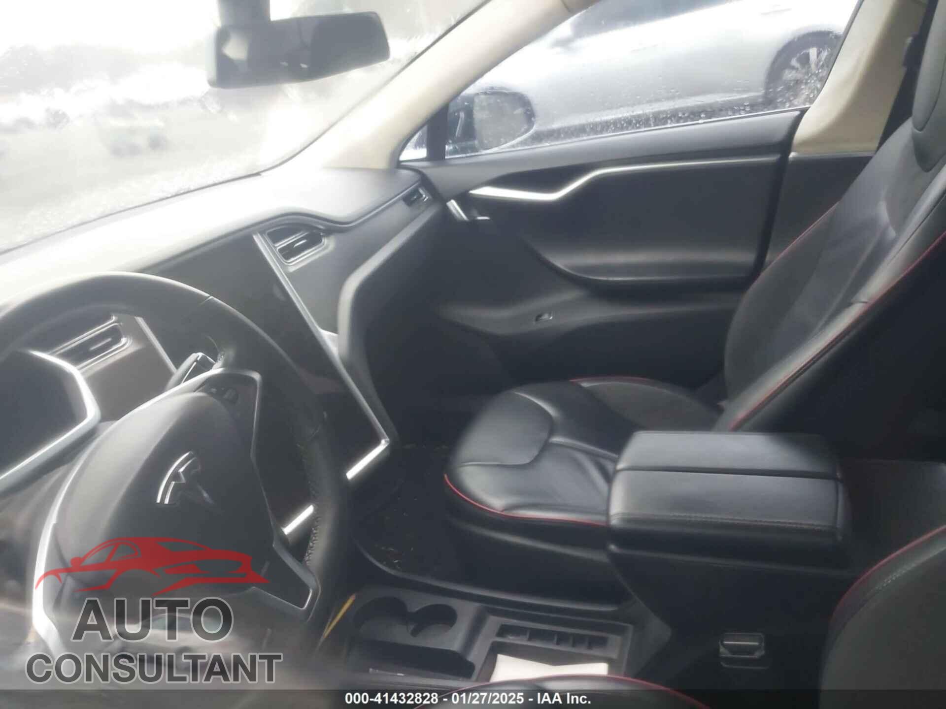 TESLA MODEL S 2013 - 5YJSA1DPXDFP10081