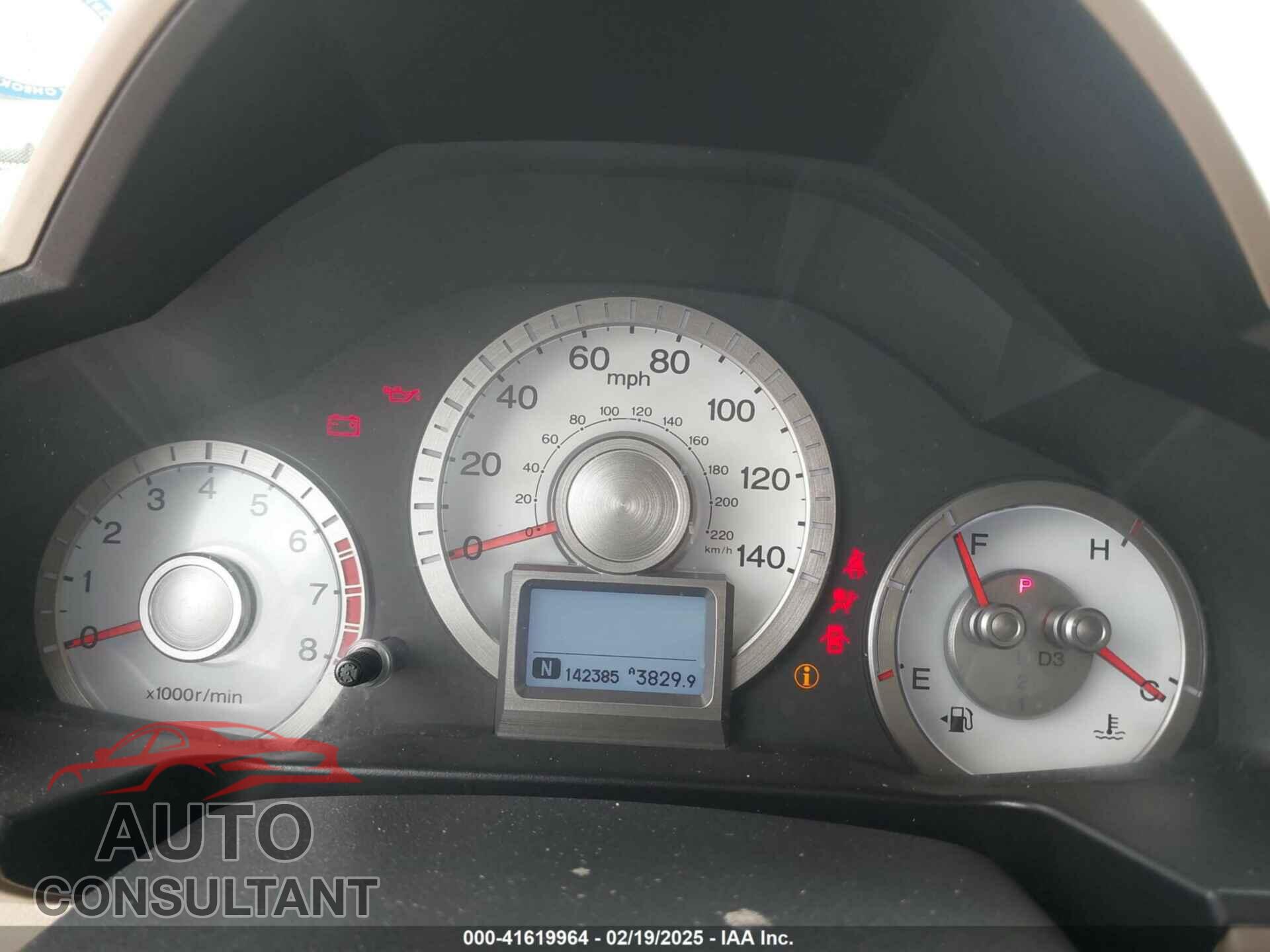 HONDA PILOT 2011 - 5FNYF3H73BB039108