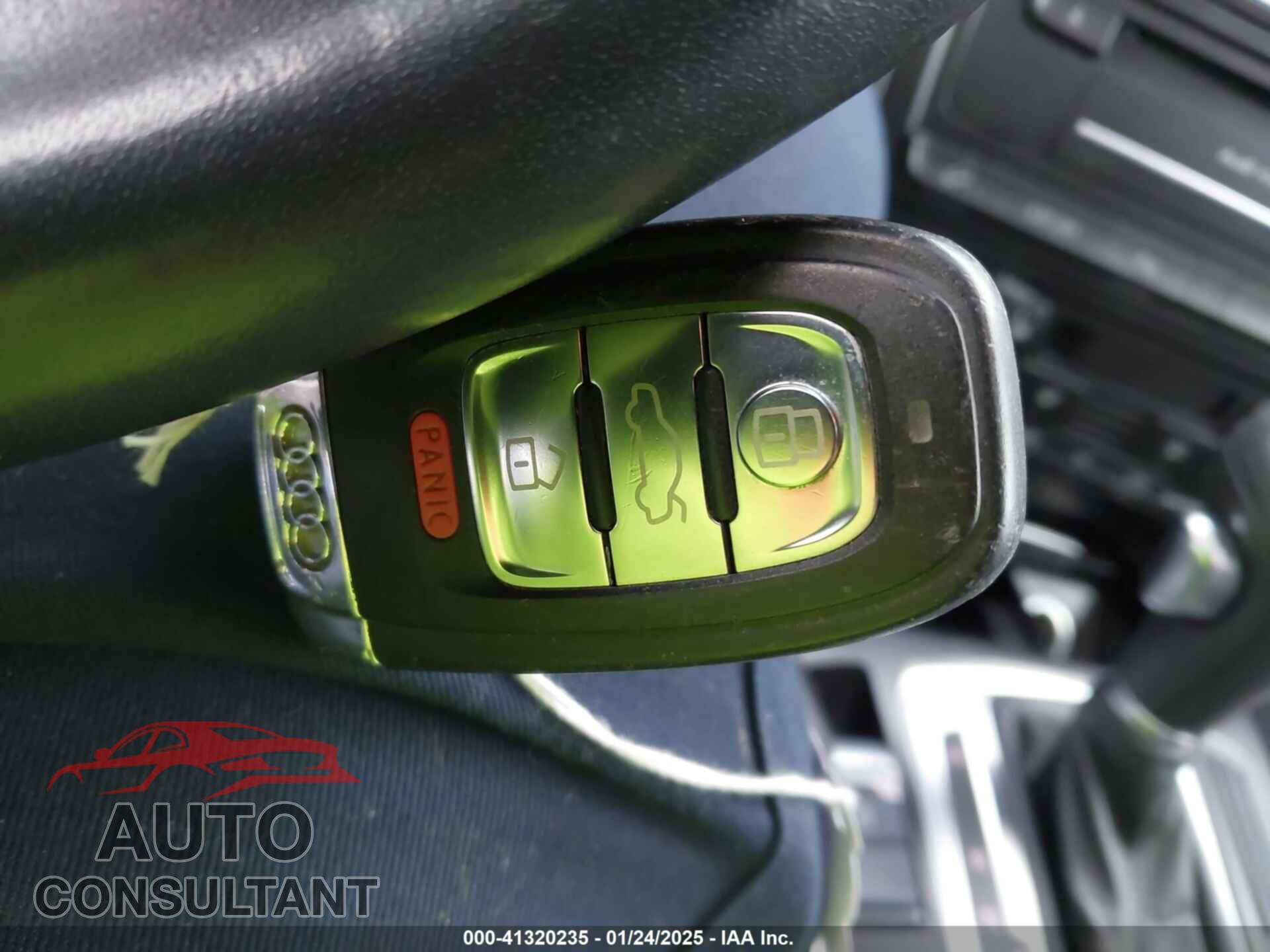 AUDI Q5 2010 - WA1LKAFP0AA078172