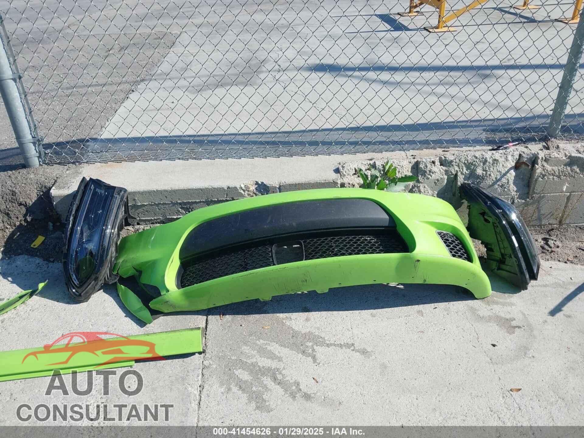 DODGE CHARGER 2023 - 2C3CDXHG7PH687287