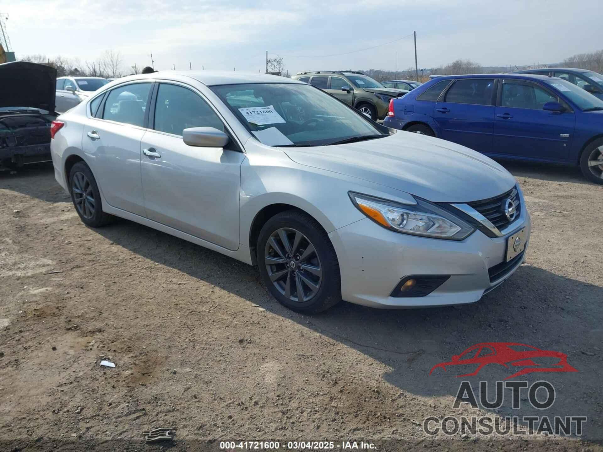 NISSAN ALTIMA 2017 - 1N4AL3AP5HC137895