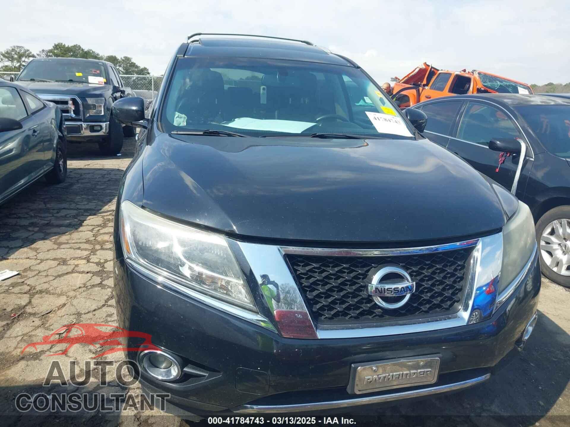 NISSAN PATHFINDER 2015 - 5N1AR2MN6FC683000