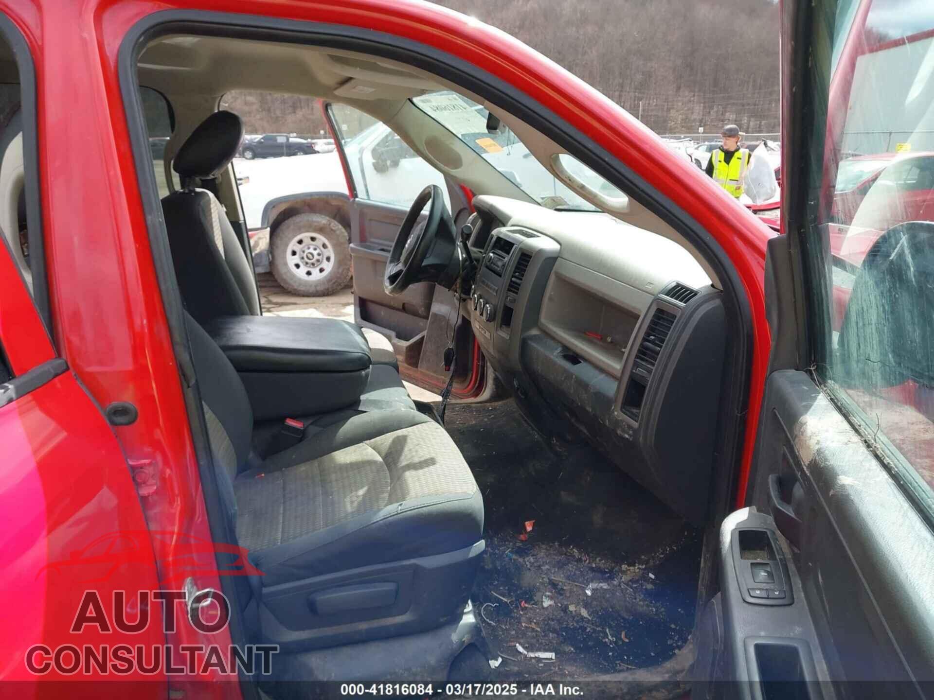 DODGE RAM 1500 2012 - 1C6RD7KT3CS227372