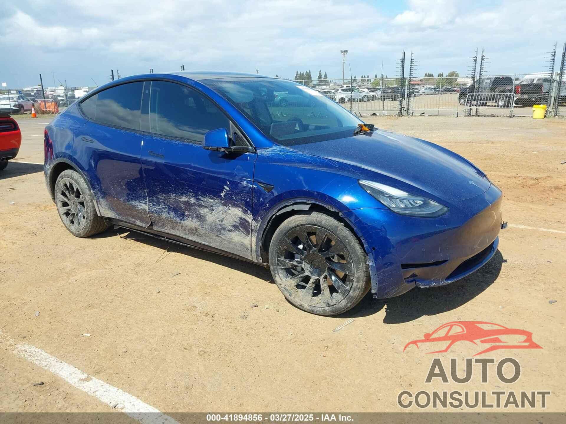 TESLA MODEL Y 2020 - 5YJYGDEF4LF000494