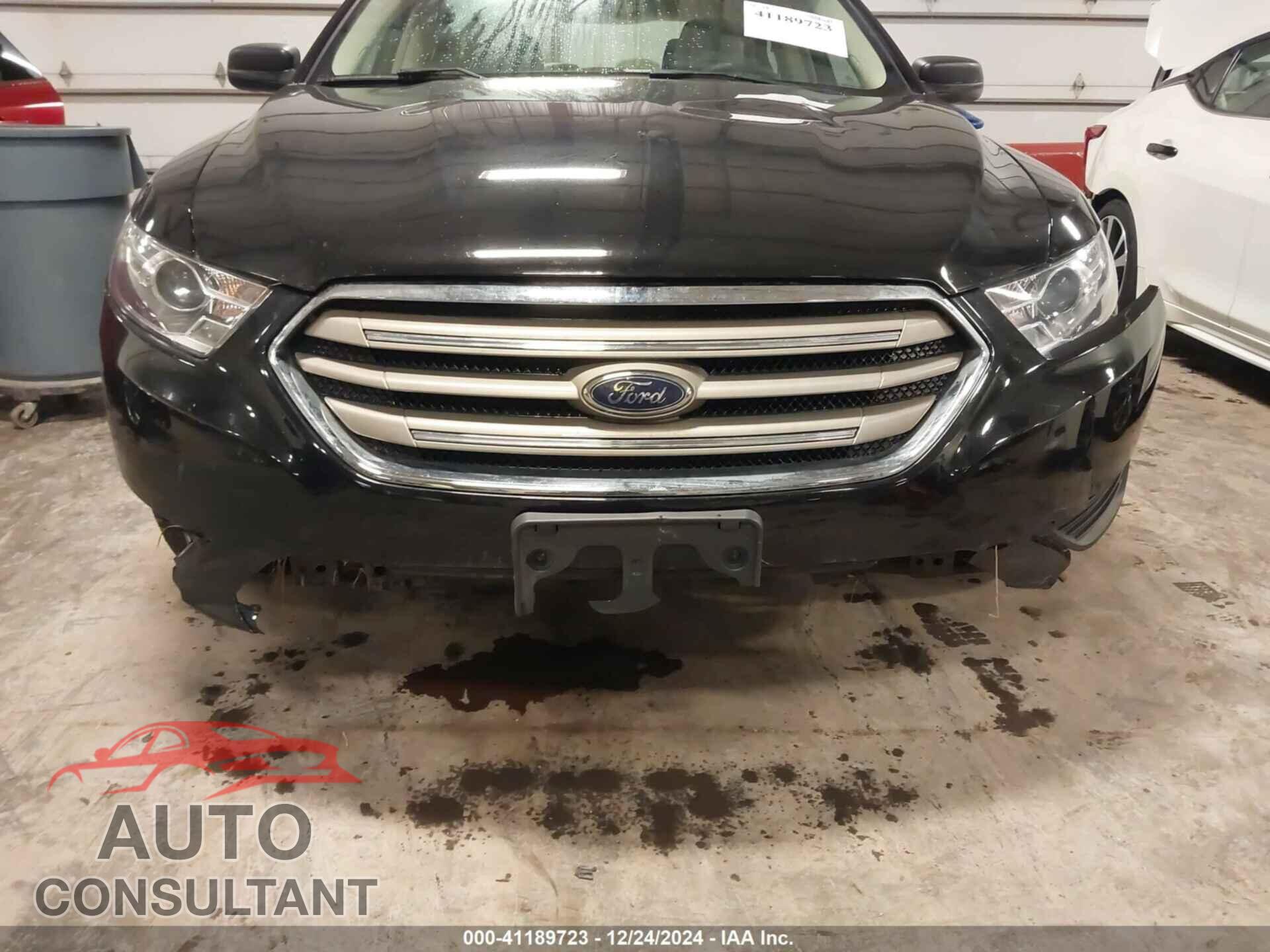 FORD TAURUS 2017 - 1FAHP2D89HG123010