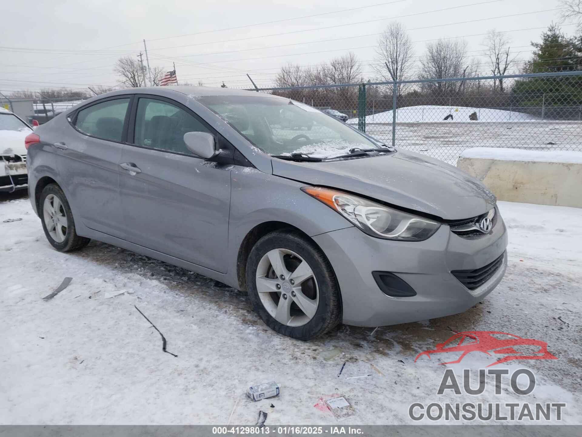 HYUNDAI ELANTRA 2011 - KMHDH4AEXBU144075