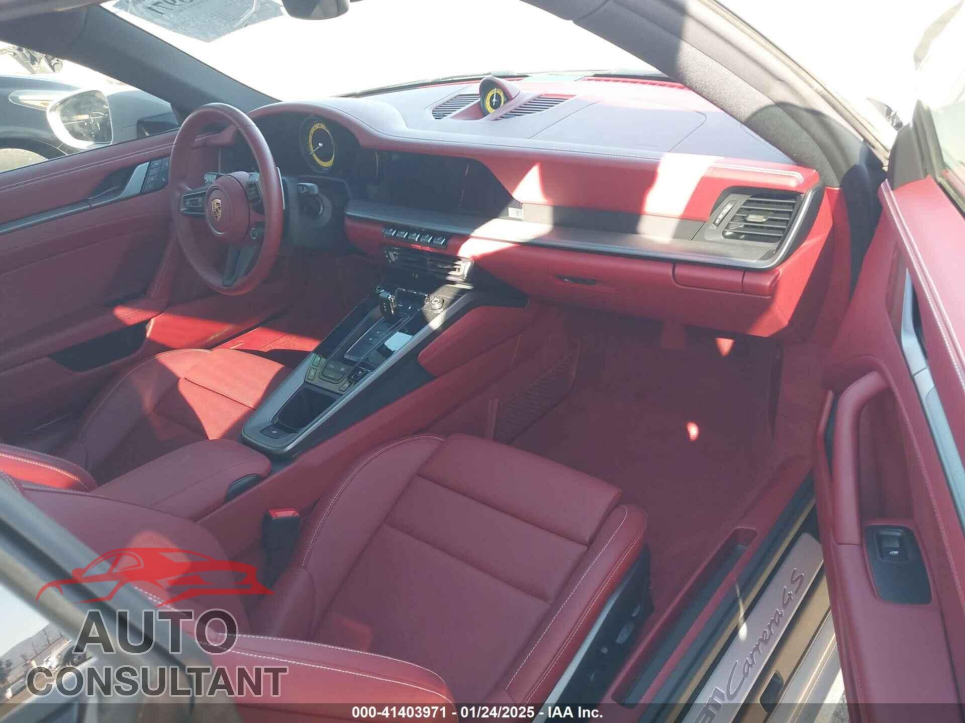 PORSCHE 911 2024 - WP0AB2A99RS220309