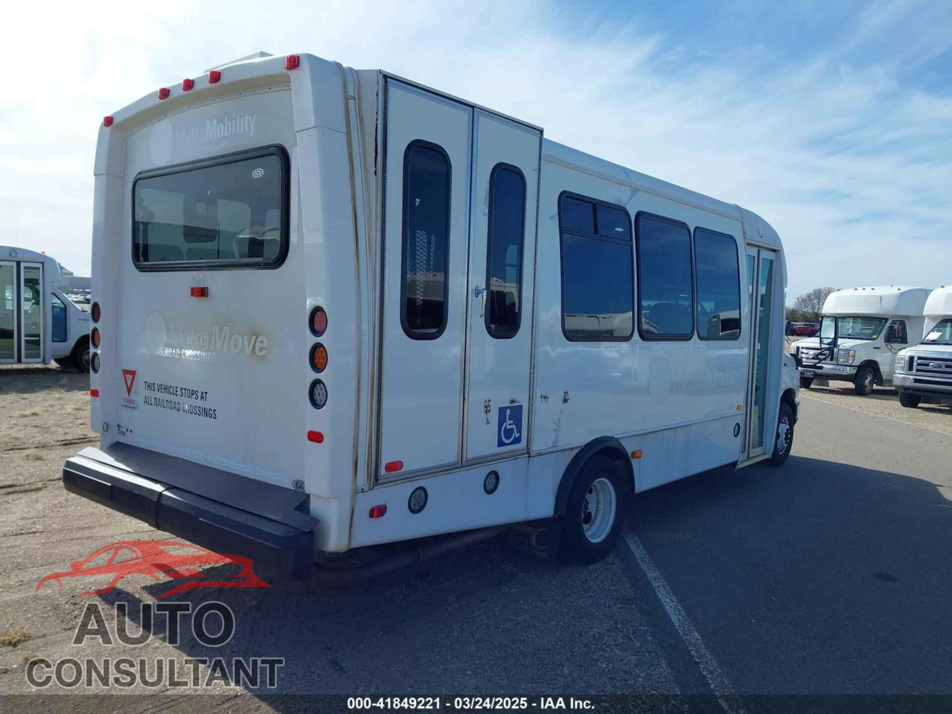 FORD E-450 CUTAWAY 2017 - 1FDFE4FS4HDC67329