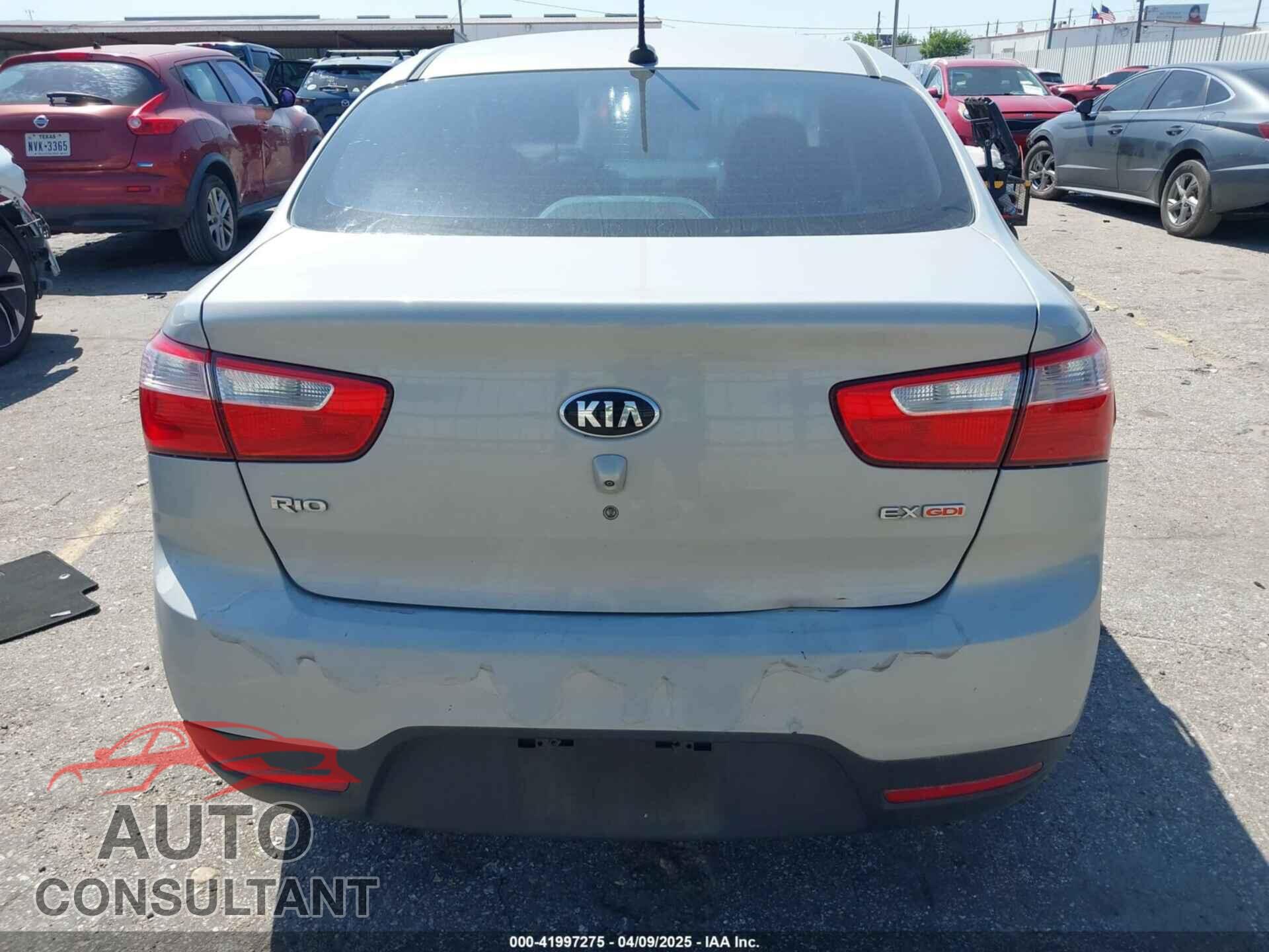 KIA RIO 2013 - KNADN4A37D6209349