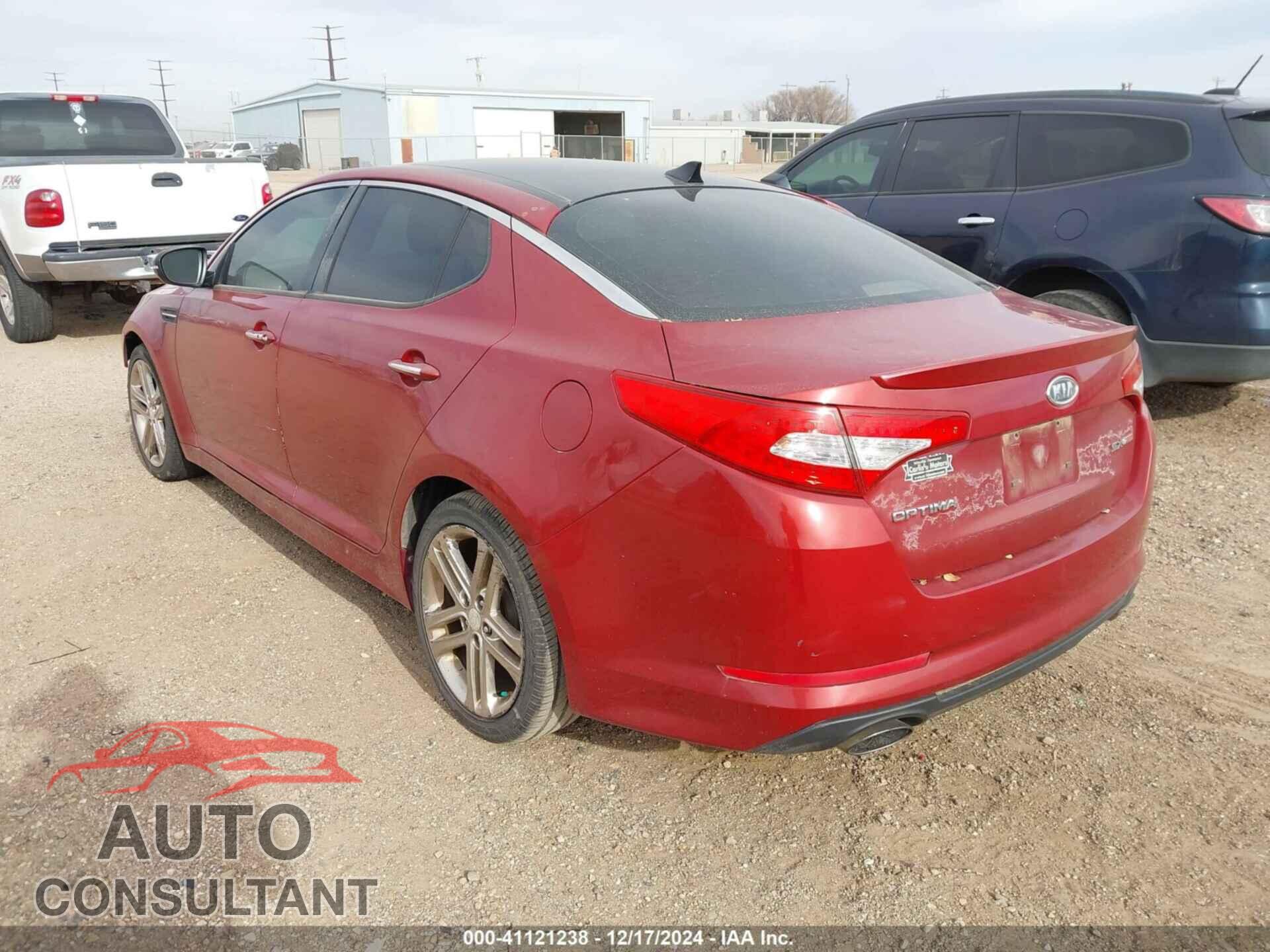 KIA OPTIMA 2011 - KNAGR4A67B5147840