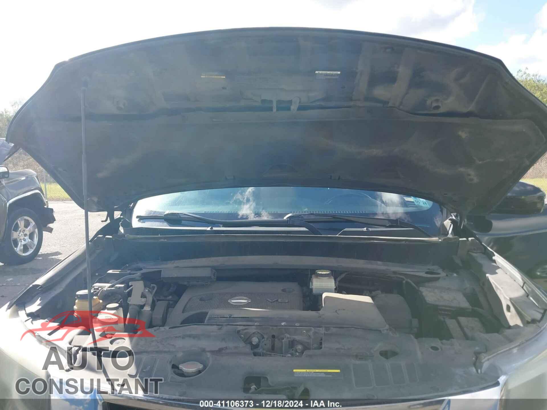NISSAN PATHFINDER 2015 - 5N1AR2MN2FC658420