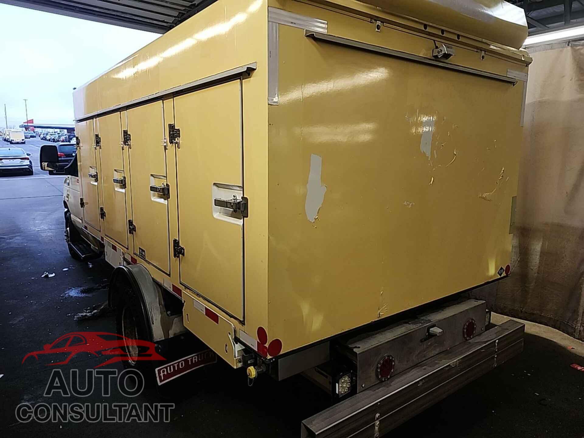 FORD ECONOLINE 2018 - 1FDXE4FS3JDC24935
