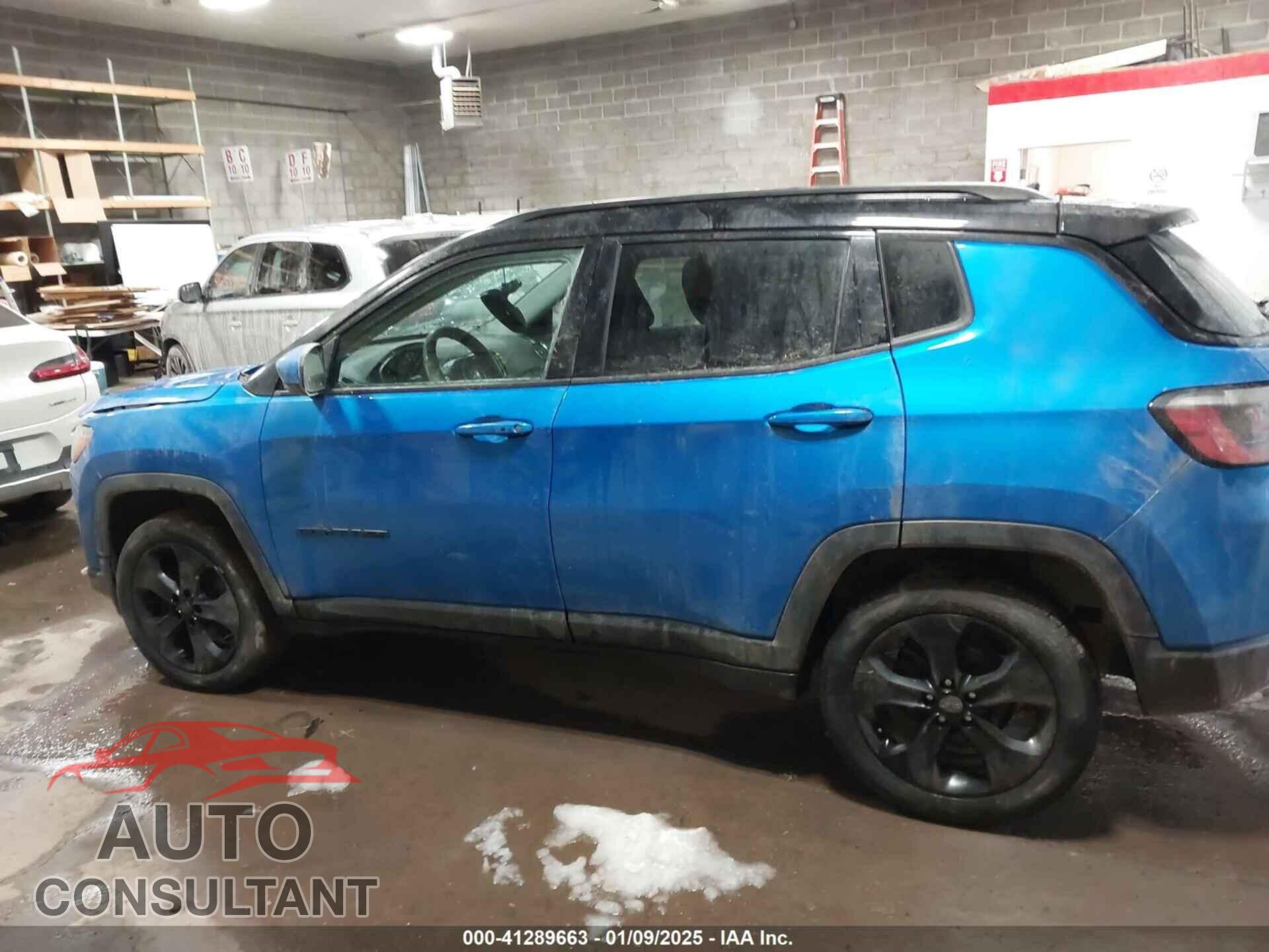 JEEP COMPASS 2018 - 3C4NJDBBXJT314140