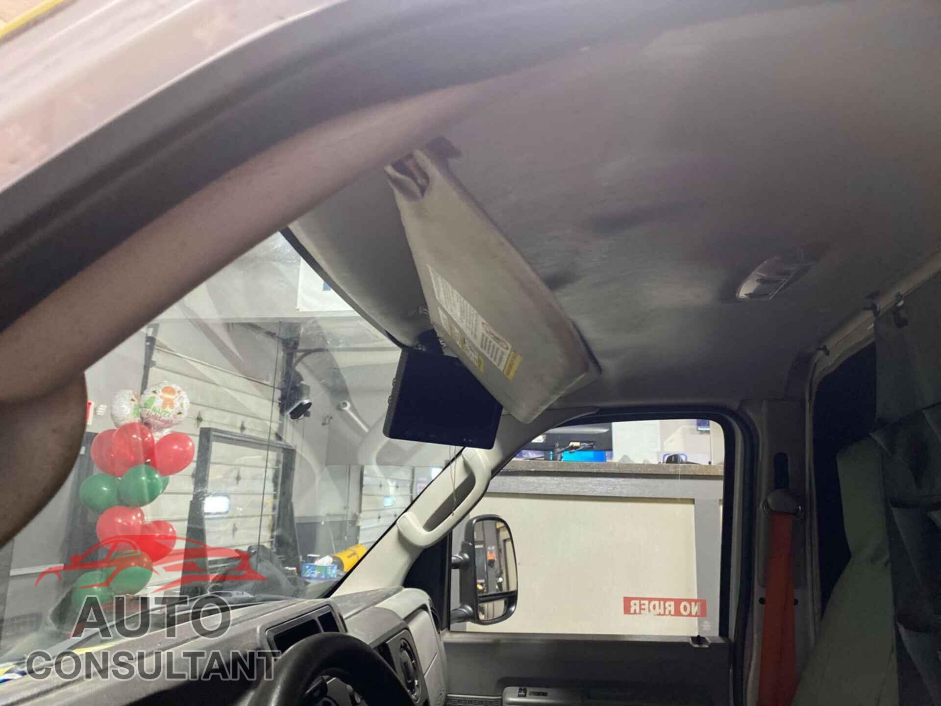 FORD E-450 CUTAWAY 2017 - 1FDXE4FS2HDC69035