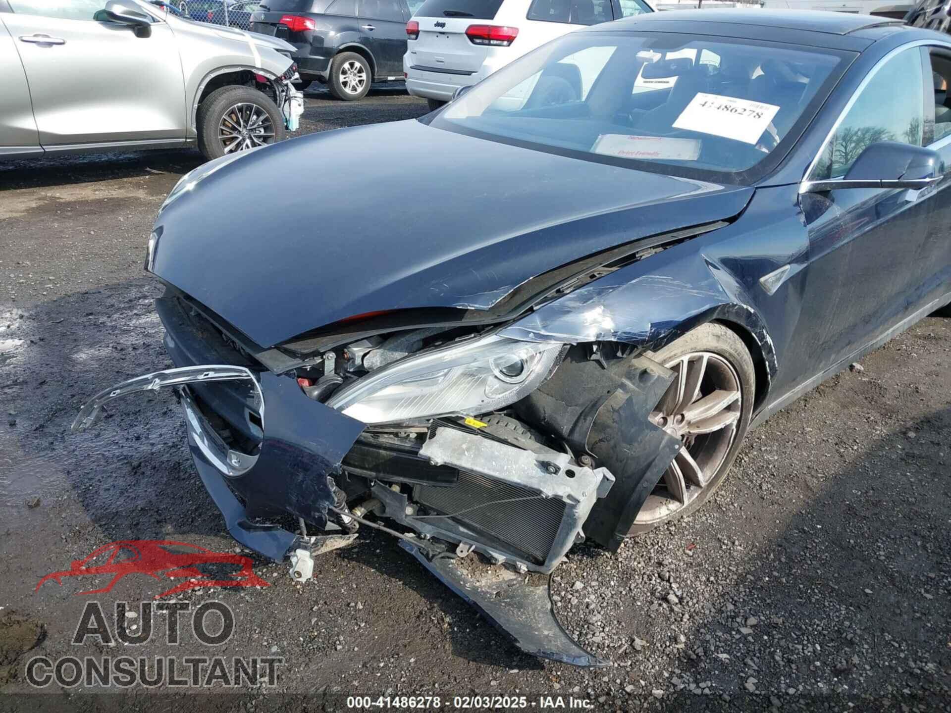 TESLA MODEL S 2012 - 5YJSA1CP2CFP01925