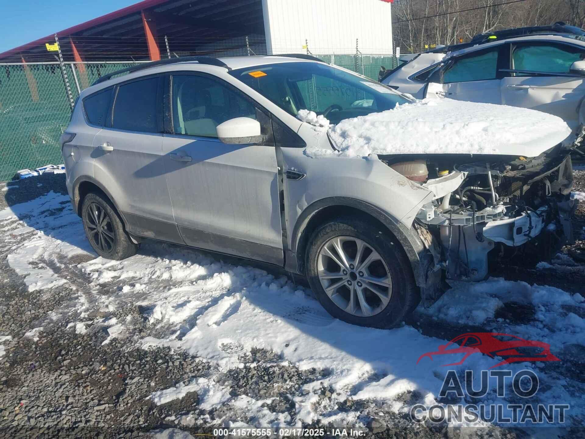 FORD ESCAPE 2018 - 1FMCU9GDXJUA40705