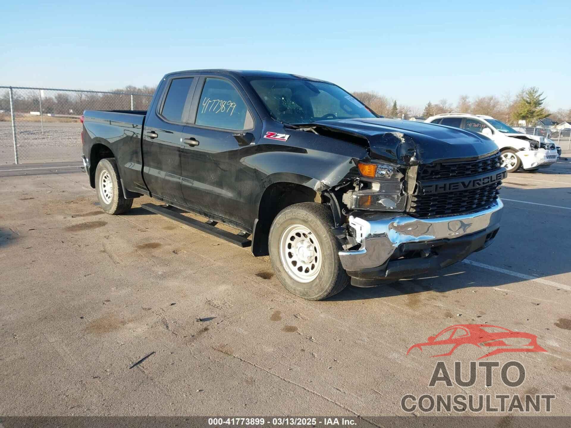 CHEVROLET SILVERADO 1500 2021 - 1GCRYAEF9MZ322172
