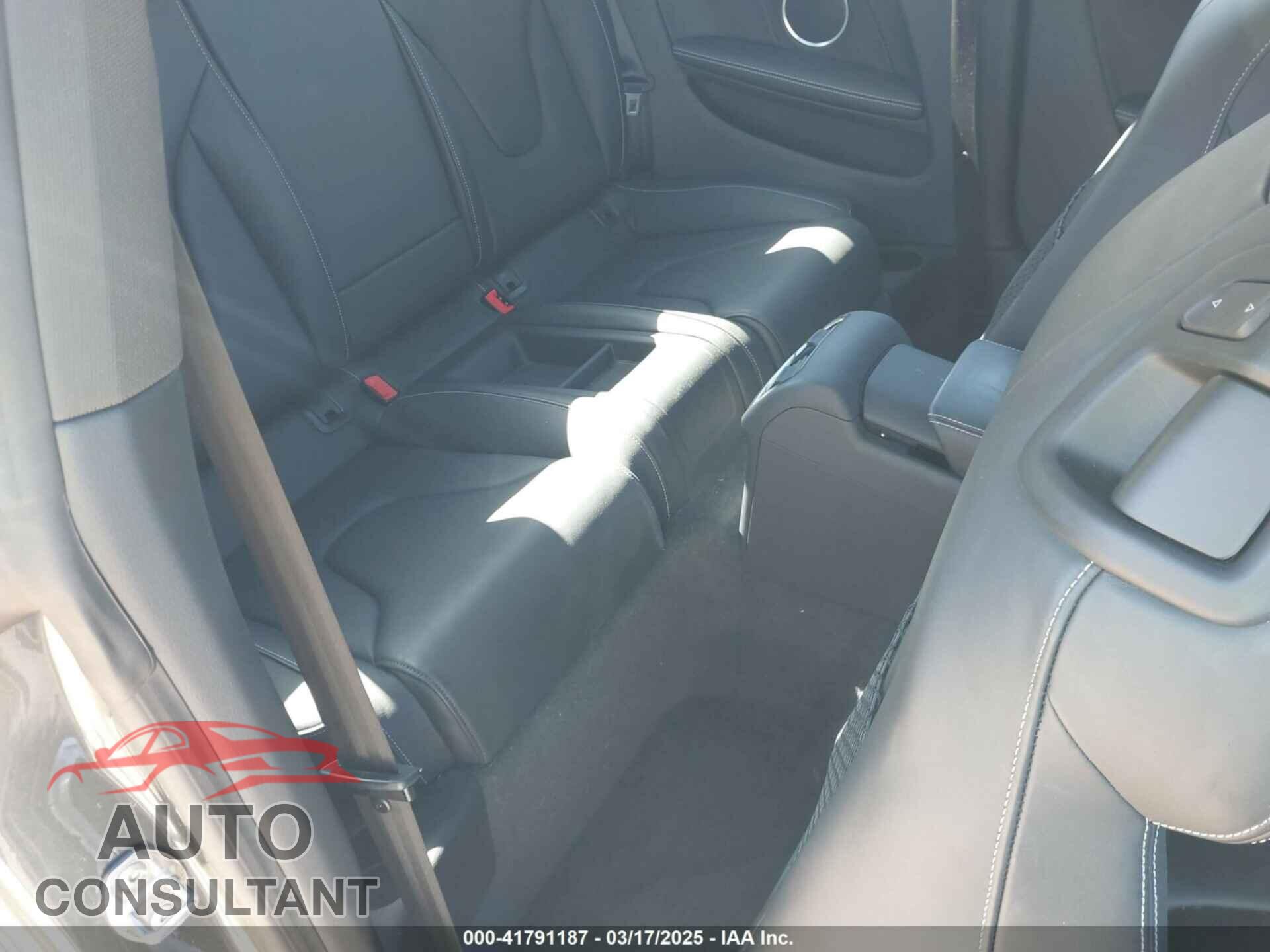 AUDI S5 2015 - WAUCGAFR0FA016333