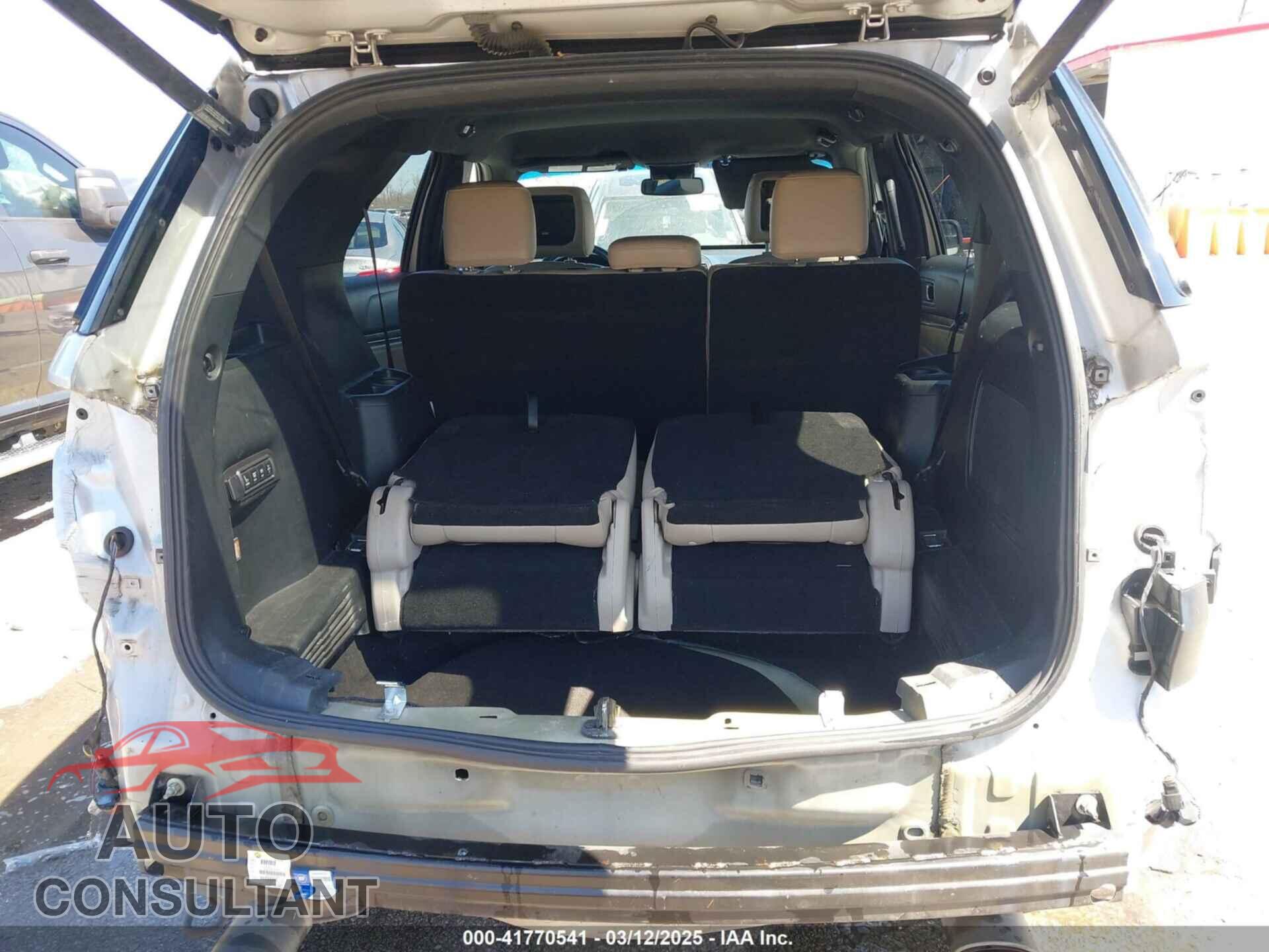 FORD EXPLORER 2018 - 1FM5K7F89JGB32992