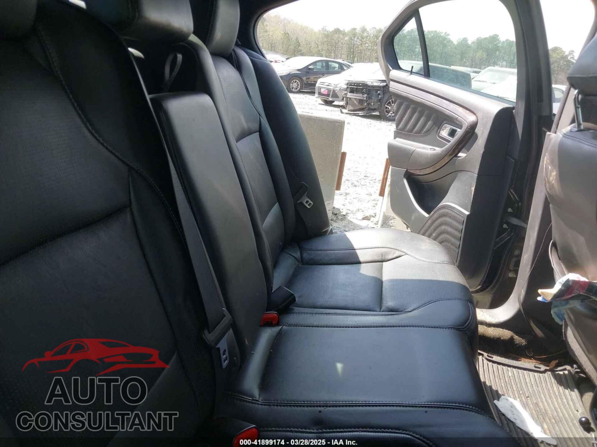 FORD TAURUS 2014 - 1FAHP2F80EG105147