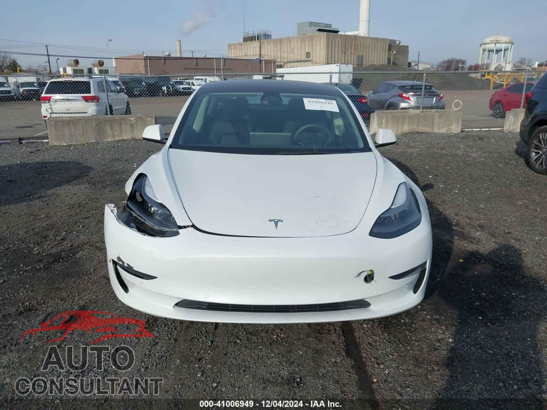 TESLA MODEL 3 2022 - 5YJ3E1EB0NF208516