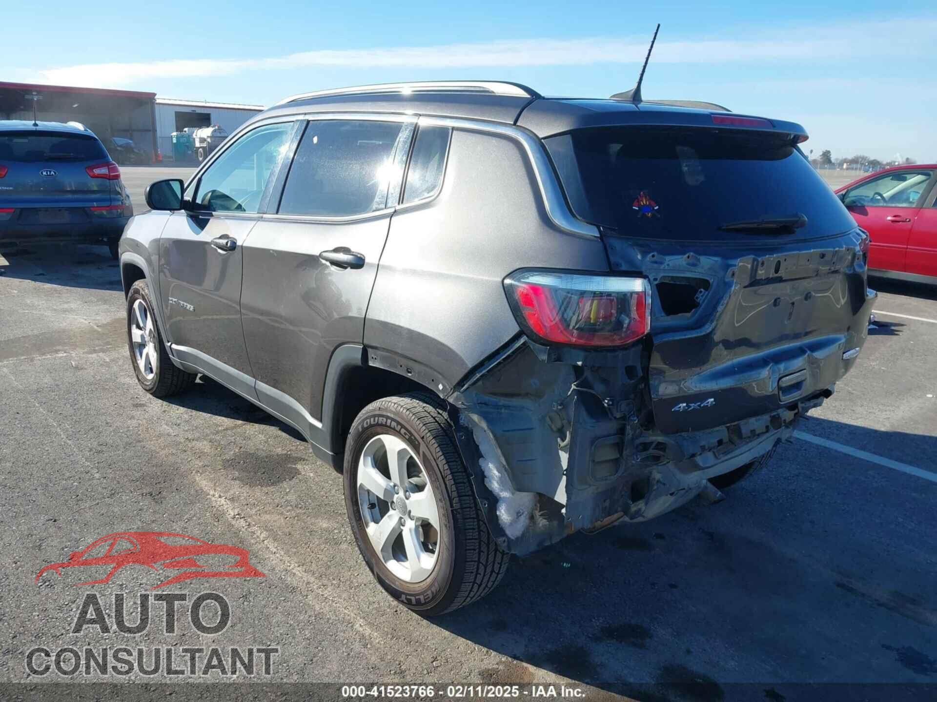 JEEP COMPASS 2019 - 3C4NJDBB4KT641179