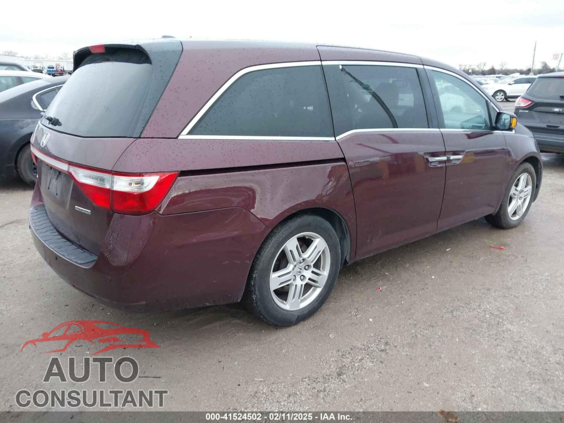 HONDA ODYSSEY 2013 - 5FNRL5H90DB048734