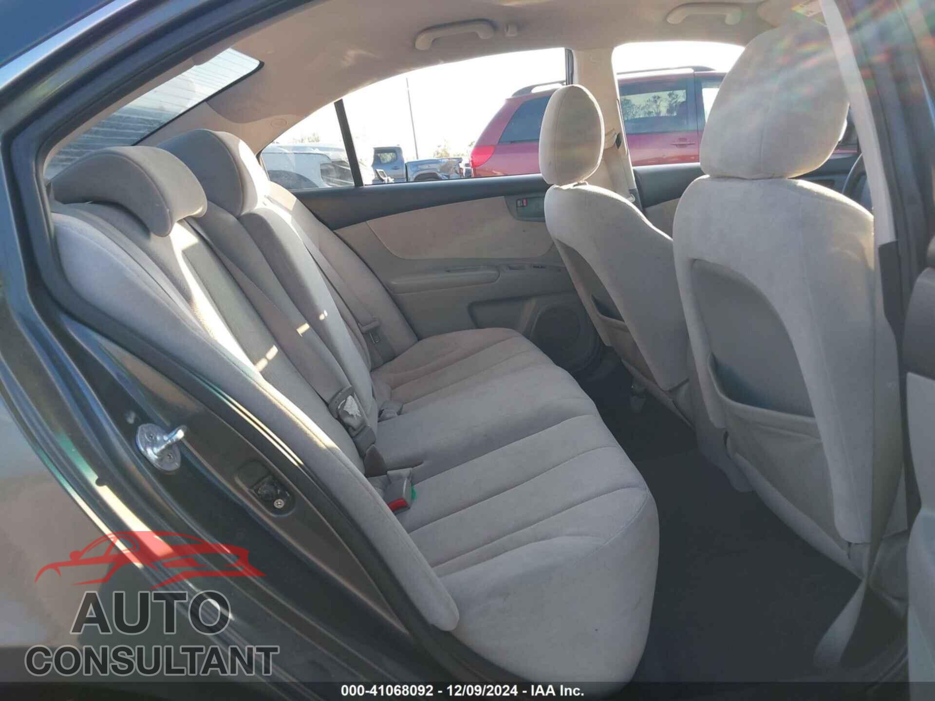KIA OPTIMA 2010 - KNAGG4A81A5446360